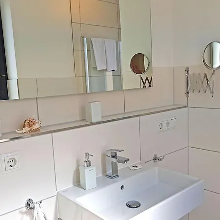 度假居 Ostsee Perle 35 海利根港